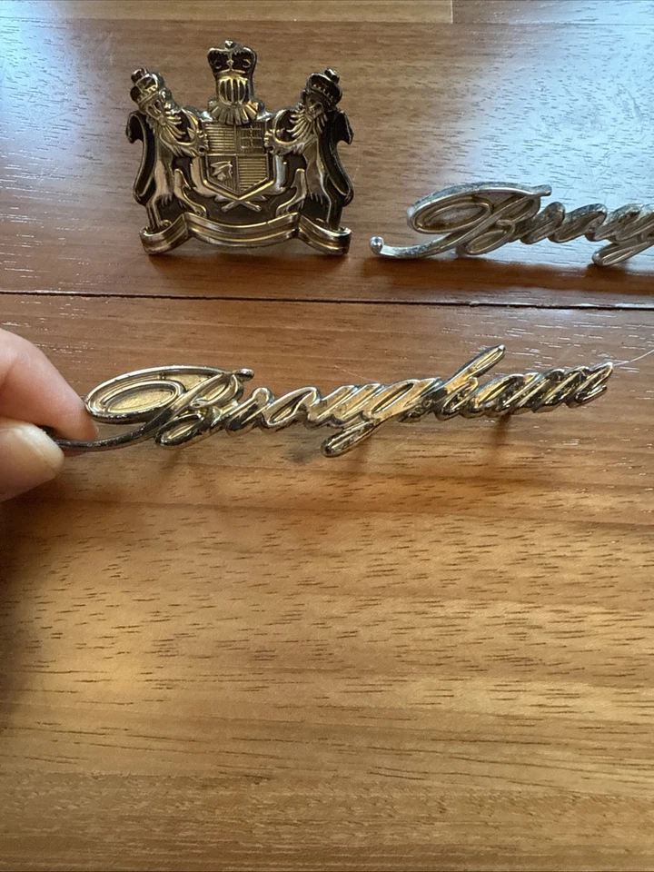 Lote de 3 MERCURY MARQUIS 1969-70 BROUGHAM TECHO PILAR ADORNO EMBLEMA RARO Foto 3 de 4