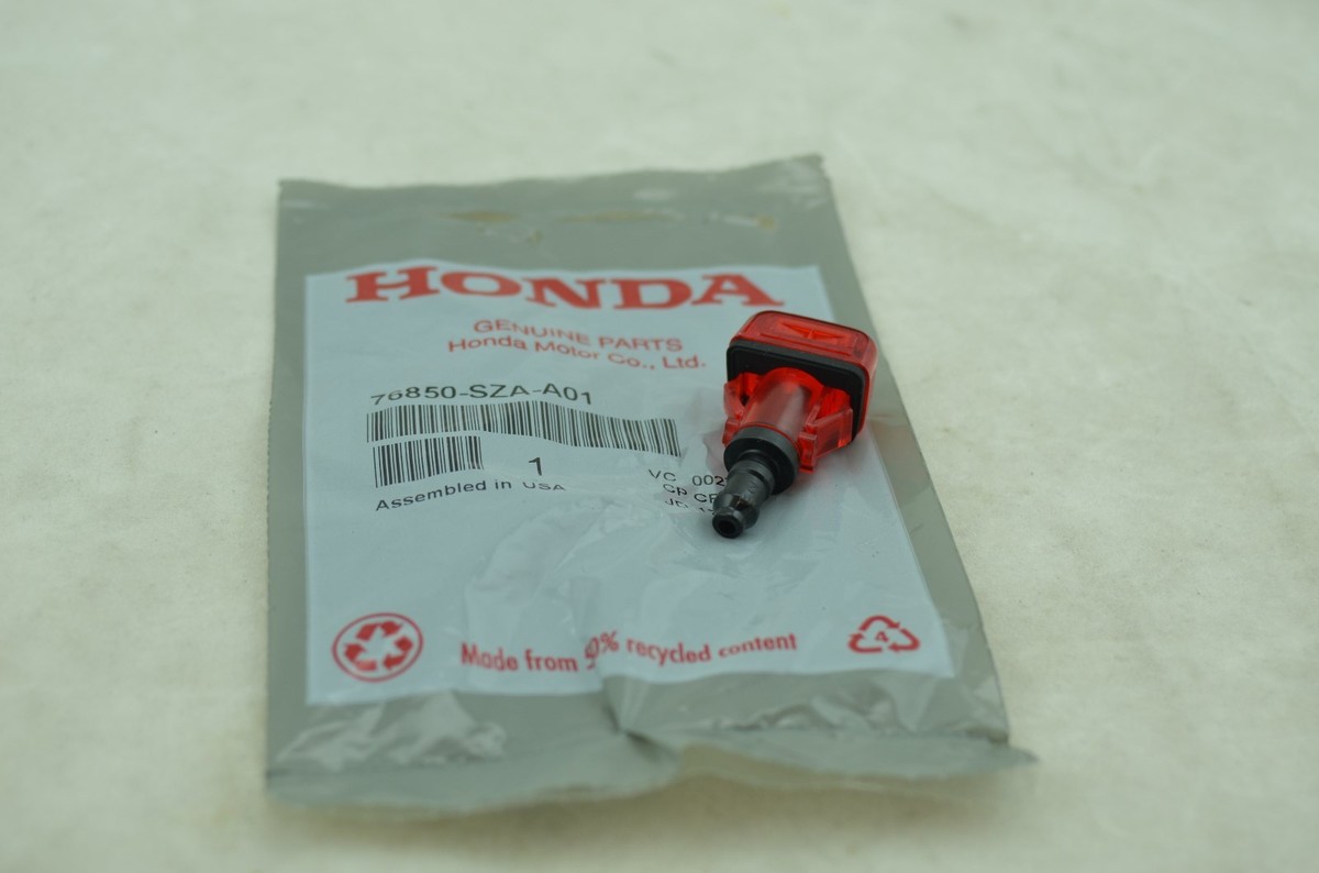 Genuine OEM Honda Pilot Tailgate Rear Windshield Washer Nozzle