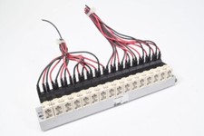 SMC VQ1-LPK014, VQ110H-5G-X222, wyspa zaworowa z zaworem elektromagnetycznym 16x