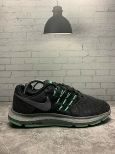 womens nike run swift se