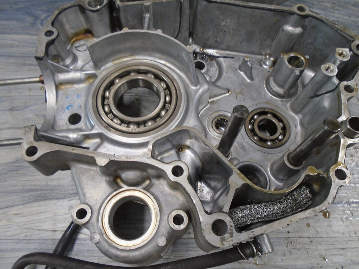 07-18 Suzuki DRZ70 DRZ 70 Motorcycle Bike Engine Crankcase Crank