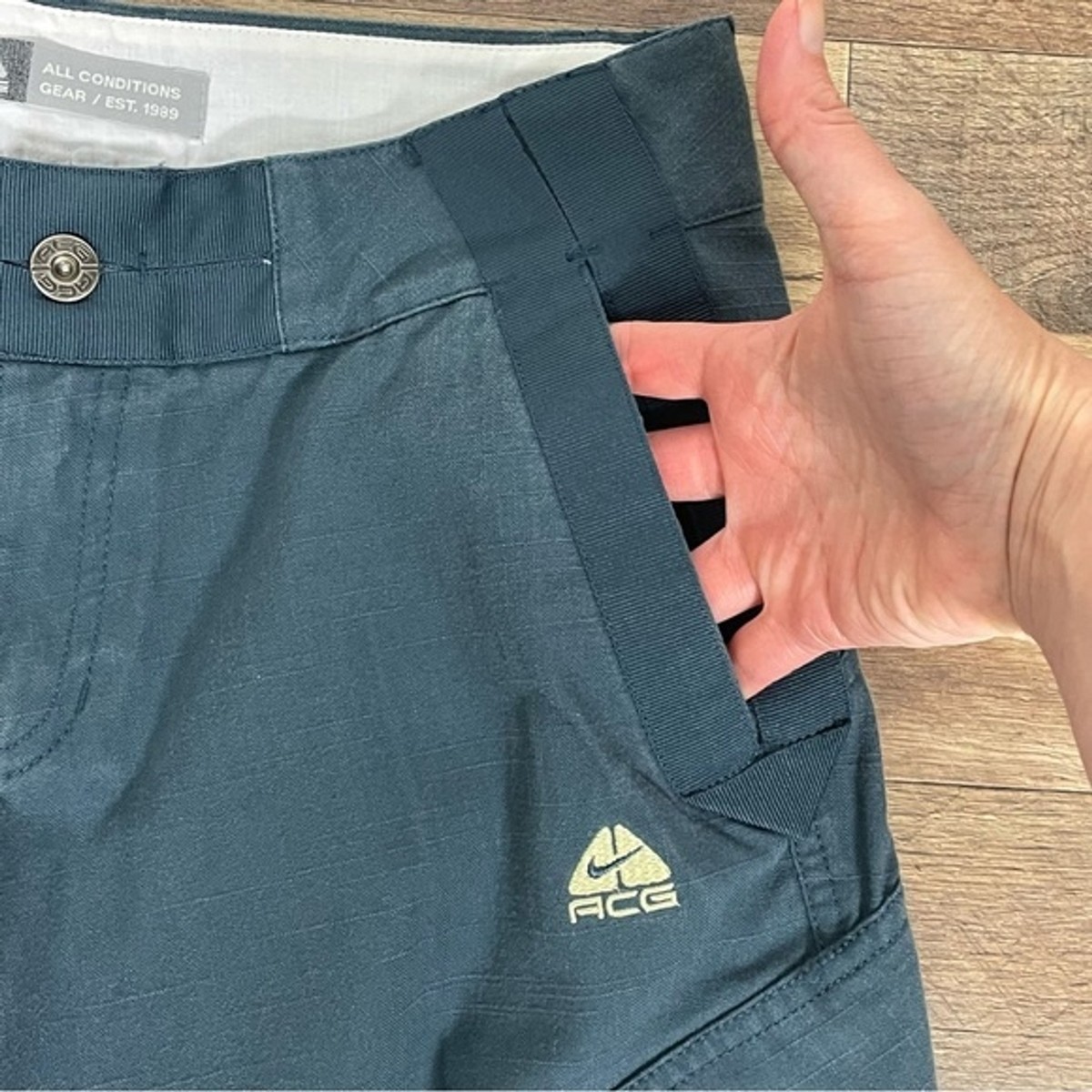 パンツ Nike ACG Three-quarter Length Trousers Nike ACG All Condition Gear 3/4 Length Cropped Cargo Pants