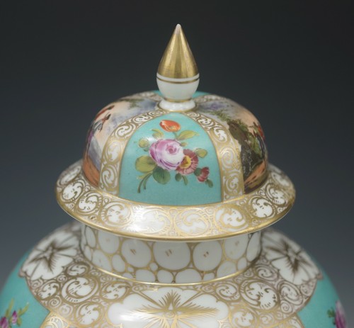HELENA WOLFSOHN DRESDEN MEISSEN BLANK URN VASE 14" HUNT SCENE ANTIQUE C.1880 - Picture 6 of 11