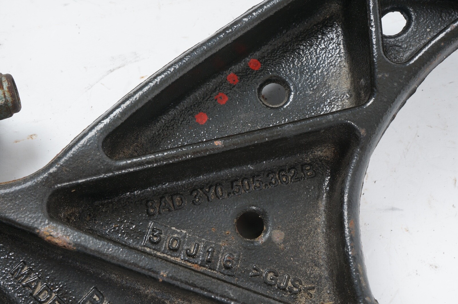 2010 - 2020 Bentley Mulsanne Rear Right Suspension Upper Track Control Arm
