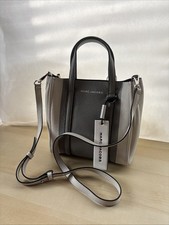 MARC JACOBS The Tag Tote Colorblocked The Tag Tote 21 (Fog Gray Multi) M0015093 