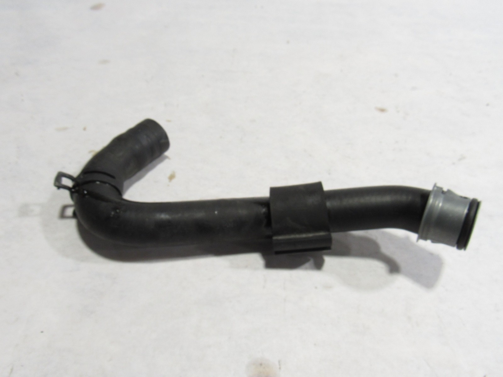 18-21 Aston Martin Vantage 2019 Water Coolant Pump Pipe Hose Line :O
