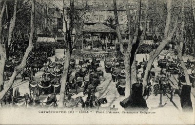 CPA Catastrophe du Iena, Place d'Armes, Cérémonie Religieuse - 4967141