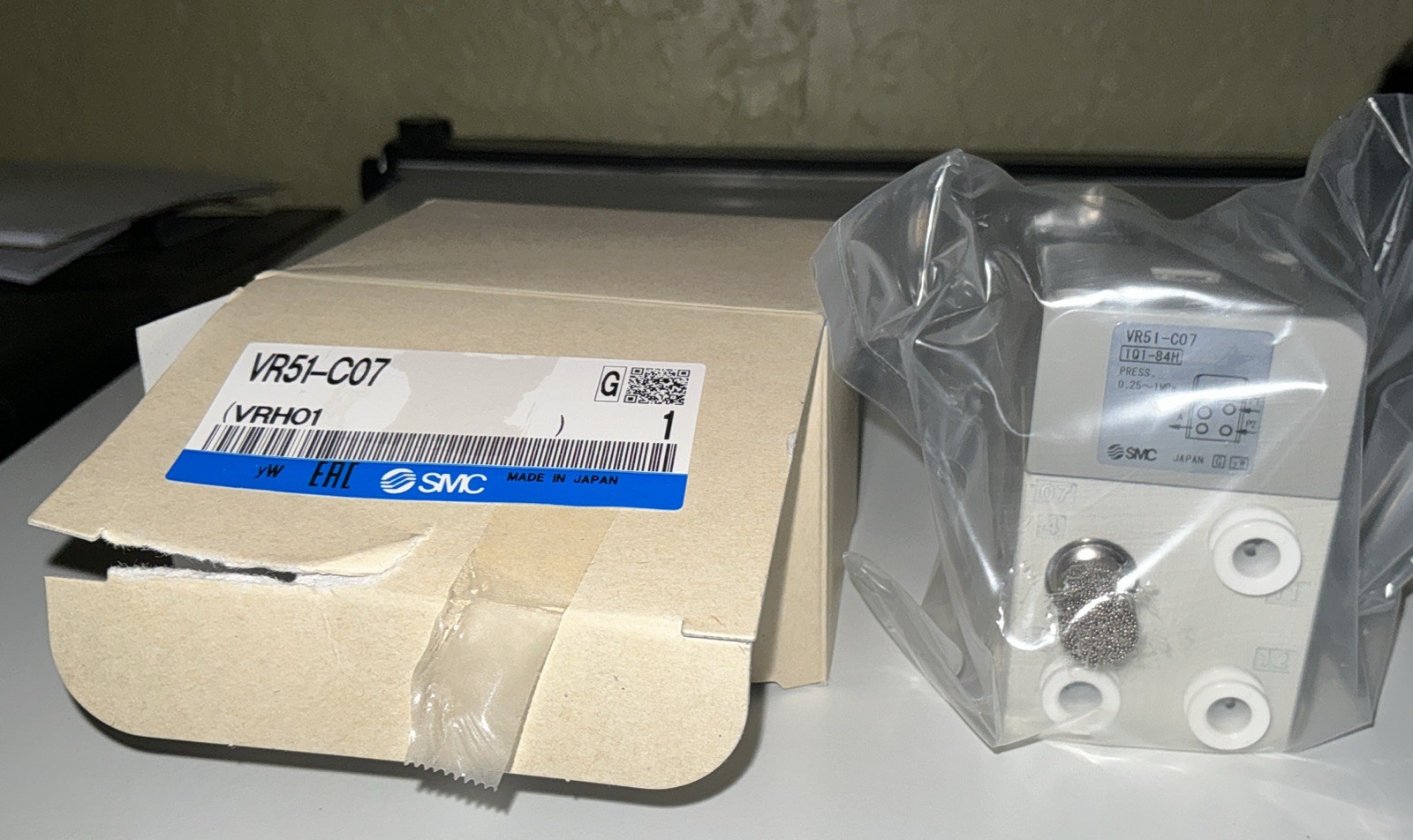 SMC VR51-C07 / VR51C07 VRH01 New In Box