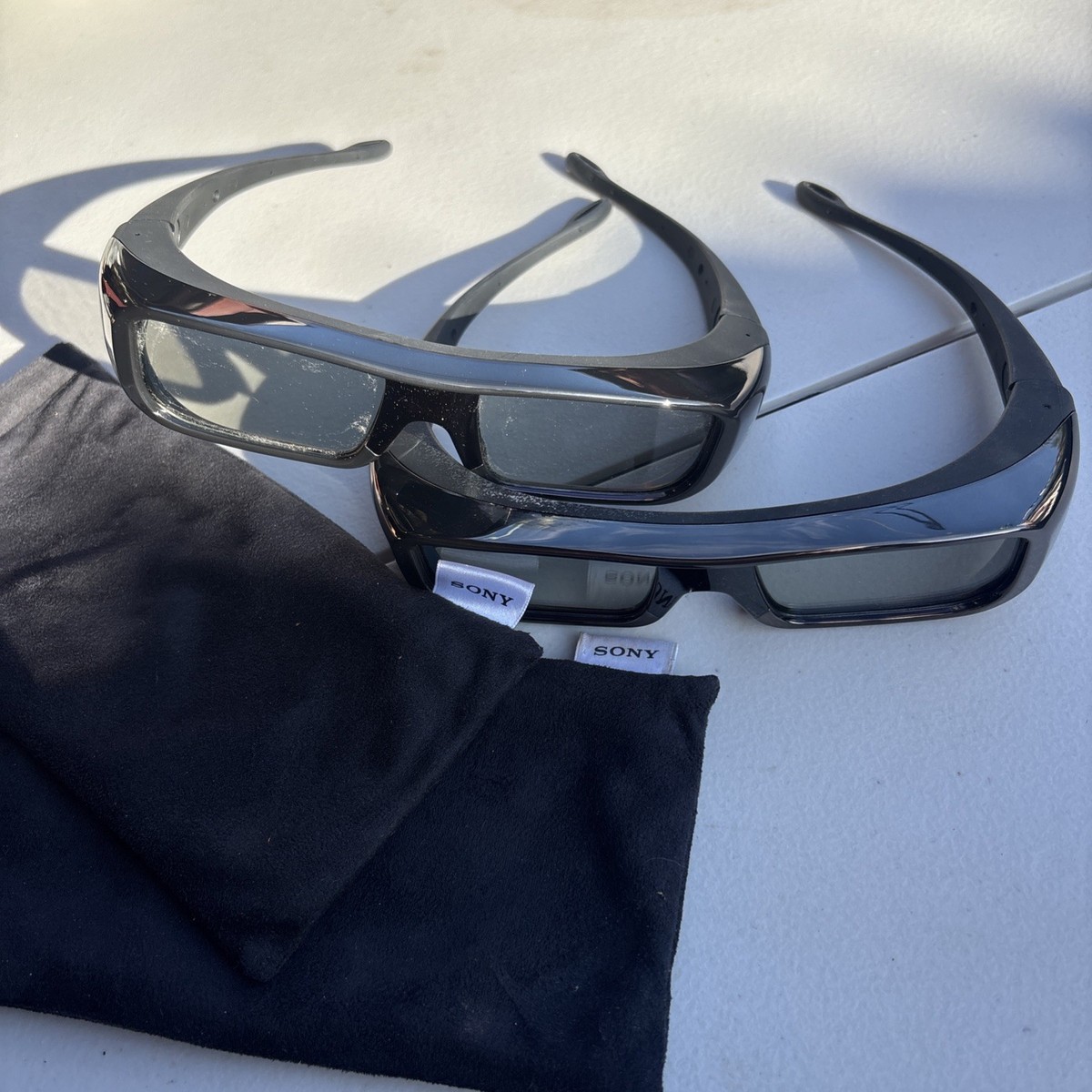 Sony Black TDG-BR100 Shutter Type Active Wearable Rechargeable