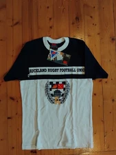 Vintage Canterbuy Auckland NPC rugby T Shirt Size Small 