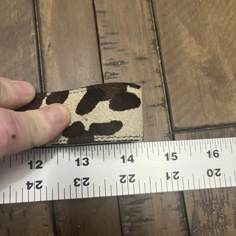 Reversible Women’s Belt Cow Print Cheetah Animal Hair Silver Flip Buckle  28-33” - Image 3 of 4