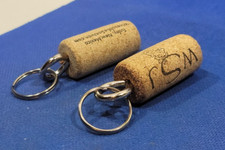 Floating Keychain Boat keys Swimming Pool Vintage Wine Cork Keyring lot Of 2