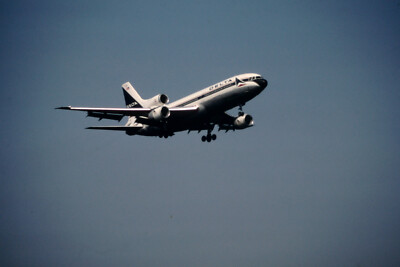 Dia N754DL Lockheed L-1011-500 Tristar Delta 20.05.1992 FRA 35mm gerahmt OP-K5-5