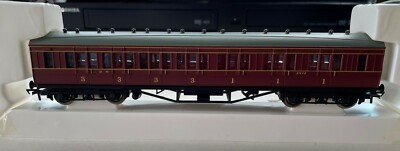 Bachmann 34-251 57' Corridor 1st/3rd LMS Maroon No: 3572