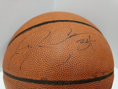 Ray Allen Autograph Signed Game Ball Basketball UConn Huskies Spalding In Person
