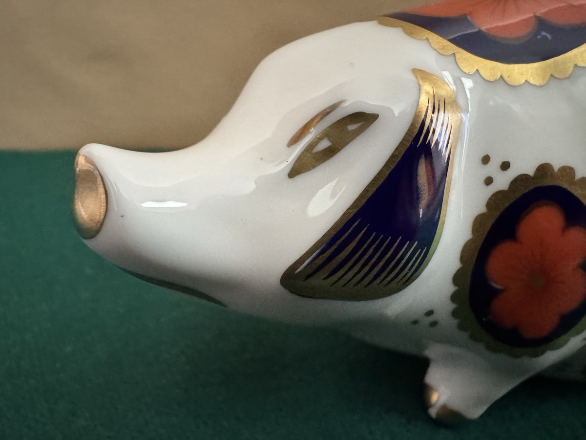 Royal Crown Derby Bone China Imari style Pig Paperweight | eBay UK