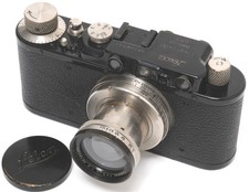 @ Leica II Black w.2/5cm Summar Nickel Black Rim Lens c.1934.