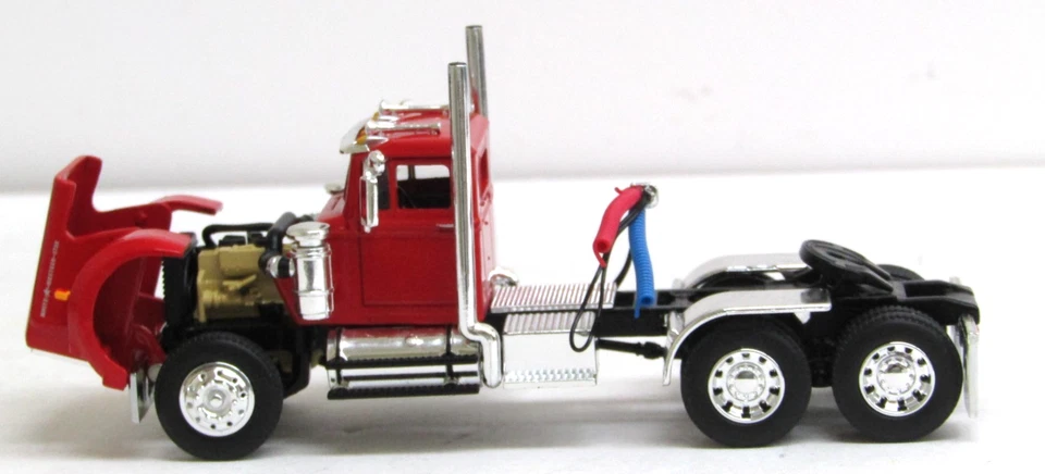 DCP red White Westernstar 4900 day cab tractor 1/64 no box - Image 2 of 4