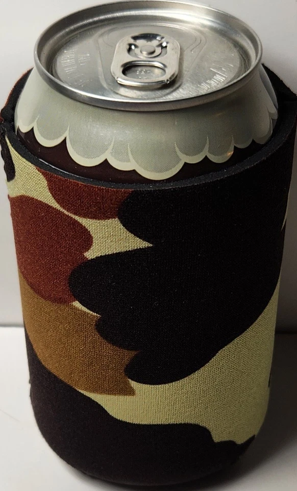 Lata Koozie/enfriador premium de 12 oz de colección Wildcats de la Universidad de Kentucky  Foto 2 de 4