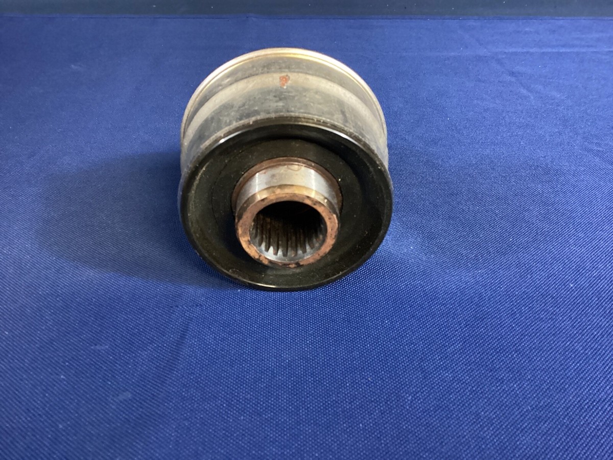 Left Rear Inner CV Joint Axle Yoke 1995 Suzuki King Quad 300