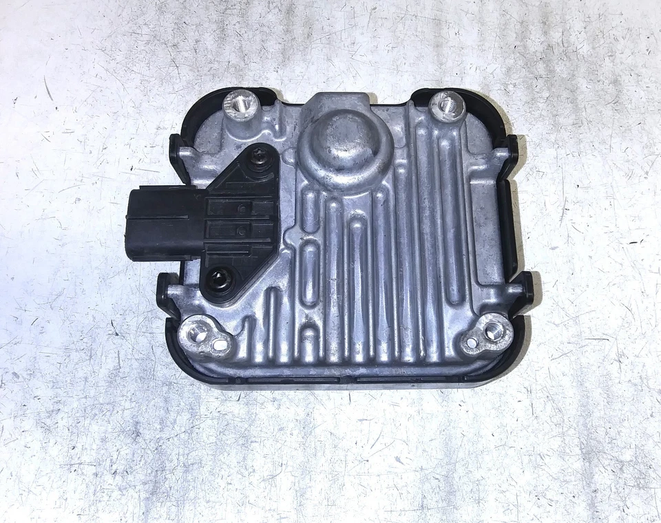 KD7J 67XA1 Mazda CX-5 CX5 2021 cruise distance sensor - Image 4 of 4