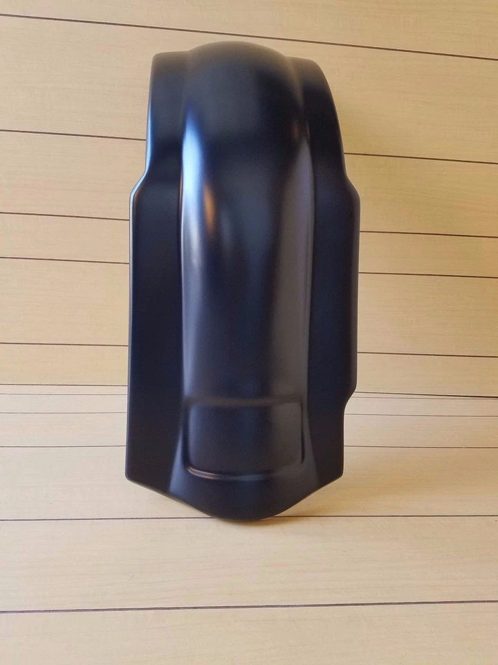 ALFORJAS HARLEY DAVIDSON 4" ESTIRADAS 2-1 Y GUARDABARROS TRASERO CON TAPAS INCLUIDAS Foto 4 de 4