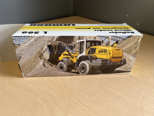 Conrad 2449.0 Liebherr L 566 Radlader Wheel Loader 1:50 NEW - Picture 4 of 7