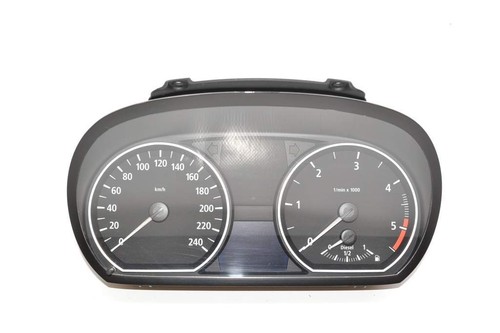 BMW 1er E87 03-12 Kombiinstrument Tacho Diesel 240km/h Schaltgetriebe