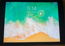 Apple iPad 6th Gen 32GB WiFi  Cellular AT T 9.7  Space Gray   Clean, Tested