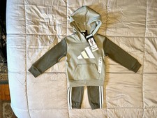 Adidas Kids 2-Piece Sweats Set Size 3T Lt. Gray 2 Tone New With Tags