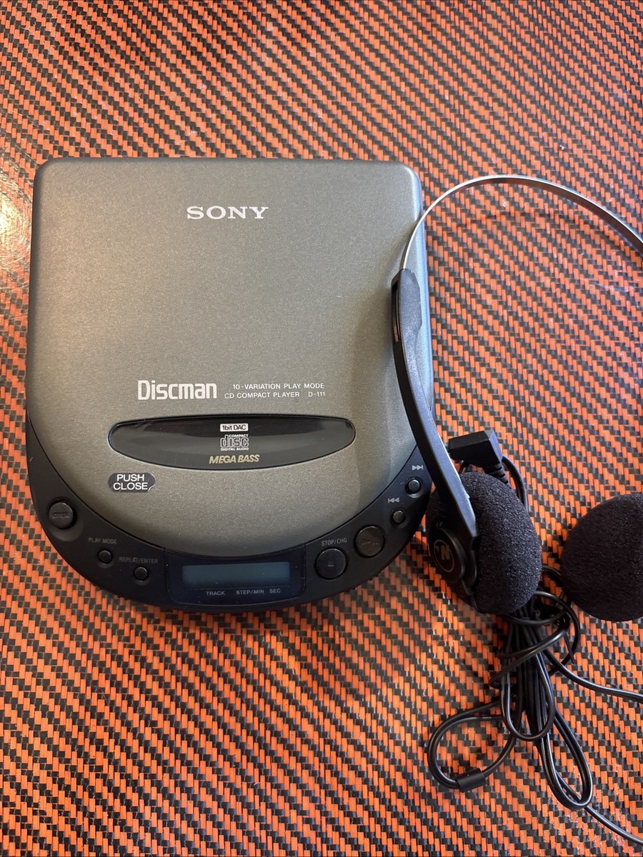 SONY Discman D-111 ポータブルCDプレーヤー 中古品 Discman Sony D-111 CD Player Walkman rare color green kaki Working