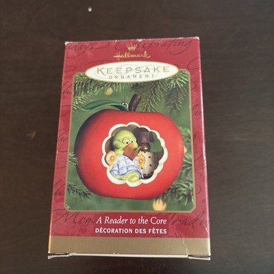Hallmark Keepsake Ornament Bookworm A Reader to the Core Apple Christmas 2000