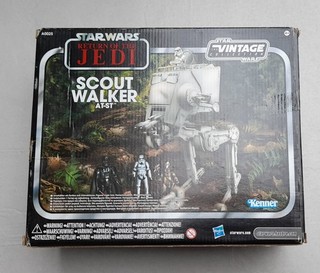 Star Wars the Vintage Collection AT ST Scout Walker With x2 Drivers [2012]
