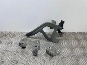 BMW 5 F10 Kotflügelhalter vorne links 3.00 Diesel 190kw 2013 21451365