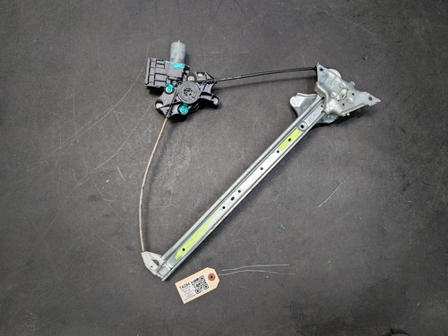 Front Left Door Window Regulator w/ Motor 2020 Toyota RAV4 85720-0R070 2019-2024
