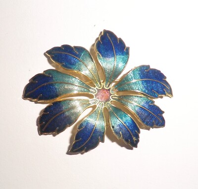 BEAUTIFUL DEEP BLUE & DEEP GREEN ENAMEL GOLD TONE FLOWER BROOCH