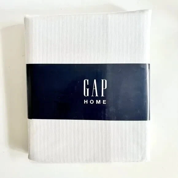 Gap Home Organic Cotton Window Curtain pair 48x84 sheer dobby dyed white