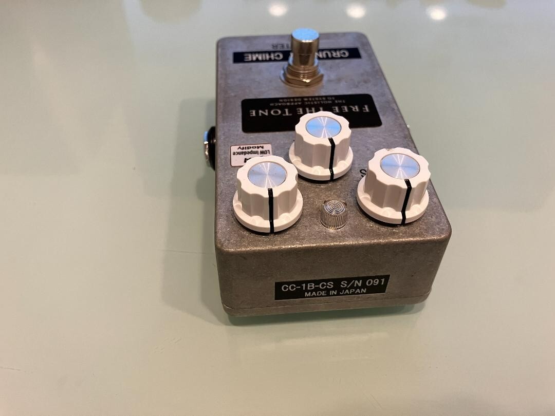 FREE THE TONE CRUNCHY CHIME CC-1B-CS effecter Limited 150 FREE THE TONE CRUNCHY CHIME CC-1B-CS effecter Limited 150