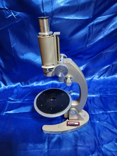 Vintage Olympus Tokyo POS Polarizing  Microscope 207524  for P/R