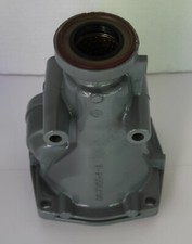 700r4 4l60e Transmission Tail Housing 2 Hole Side Mount 8673554 Large Speedo 700r4 4l60e Transmission Tail Housing 2 Hole Side Mount 8673554 Large Speedo
