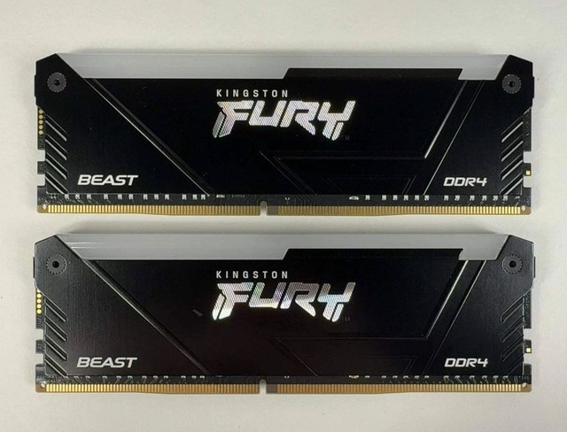 Kingston FURY Beast RGB 32GB DDR4-3600 CL18 (KF436C18BB2AK2/32)