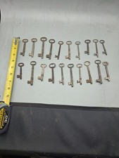  20 Vintage Antique Skeleton Keys Jeweler Steampunk Crafts Rustic Decor Lot01