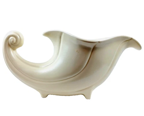 Rare Cornucopia Horn of Plenty Red Wing Pottery USA #1562 Planter Beige MCM