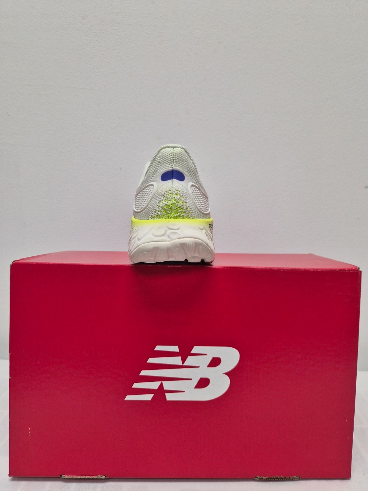 NEW BALANCE W108012D Women's NEW Medium Width Size 7 Only image 2