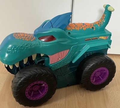 Hot Wheels Mega Wrex