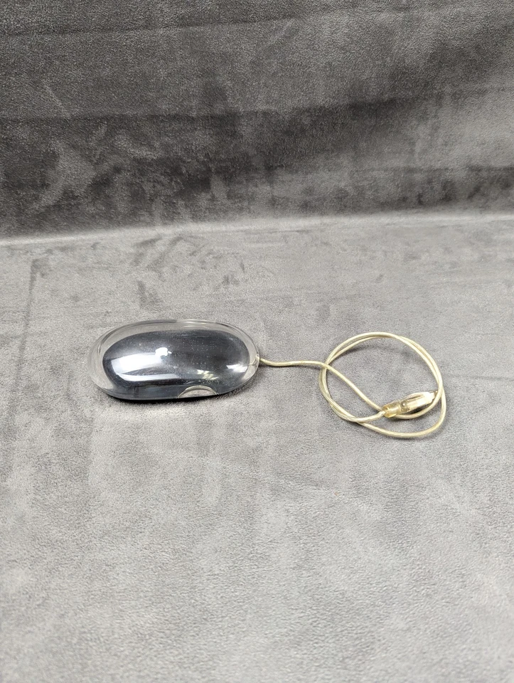 Vintage Apple Pro Mouse M5769 USB Wired Optical Mac Computer Accessory 2000s - Image 2 of 4