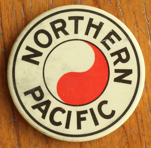Vintage Northern Pacific Railway Potato Celluloid Button Game Whitehead & Hoag
