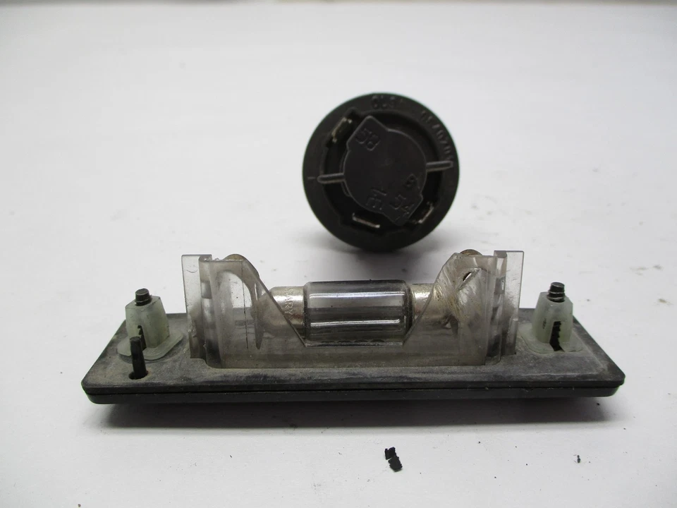 2003 BMW K1200 K 1200 GT LICENSE PLATE LIGHT - Image 2 of 3