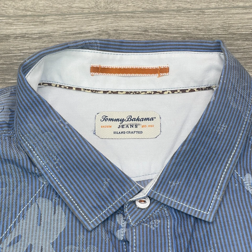 Tommy Bahama Shirt Mens XL Blue Western Floral Cowboy Double Pocket Island Craft - Image 3 of 4