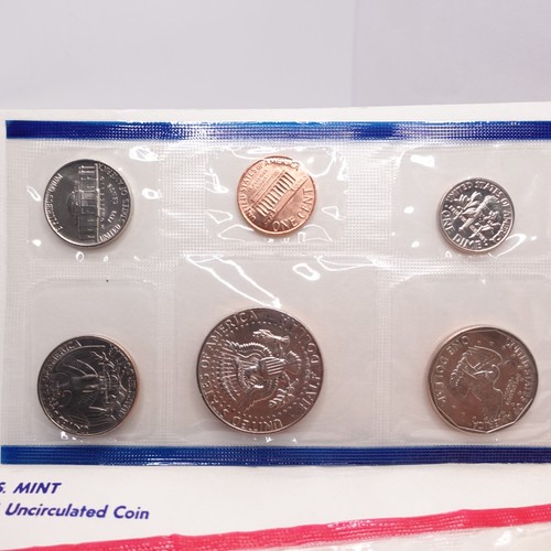 1981 US Mint Uncirculated 13 Coin Clad Set in OGP Denver & Philadelphia Mint #Q7 - Picture 3 of 5